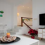 El Jardin De Wallada Apartment